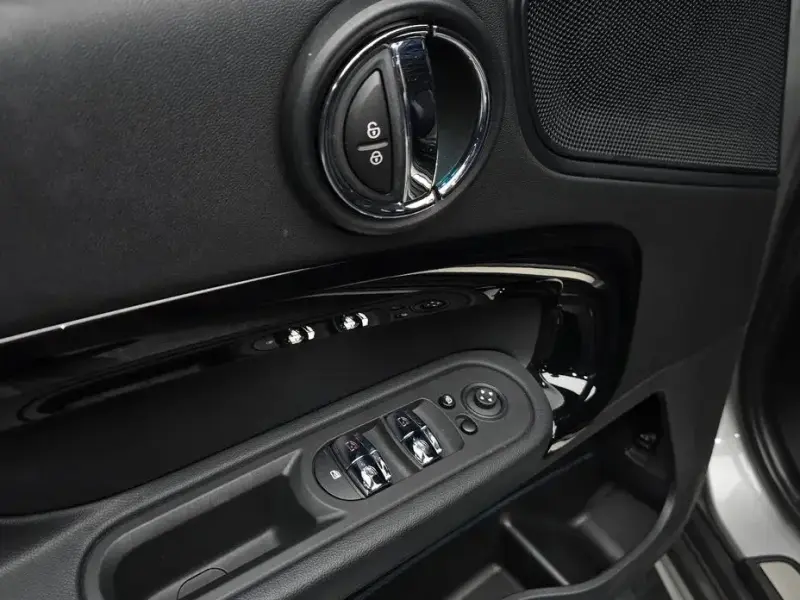 2023 Mini Countryman с пробегом 33 610 км