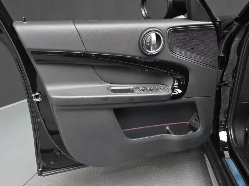 2023 Mini Countryman с пробегом 18 758 км