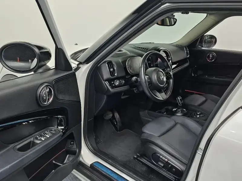 2023 Mini Countryman с пробегом 54 114 км