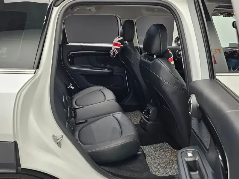 2023 Mini Countryman с пробегом 54 114 км