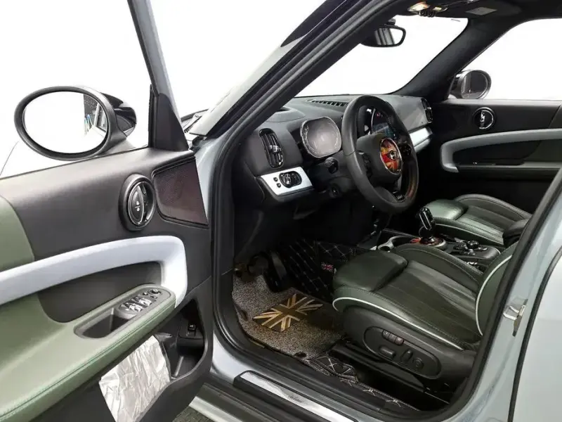 2023 Mini Countryman с пробегом 30 850 км