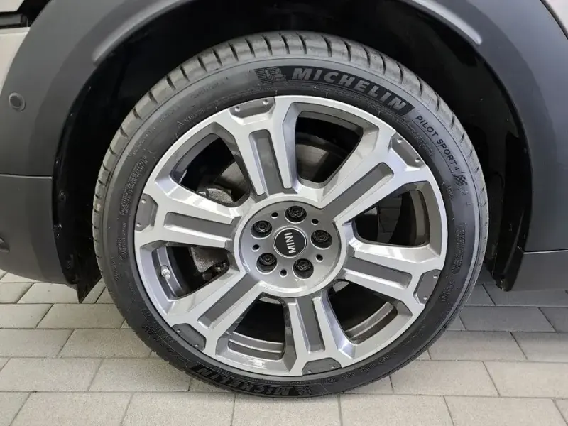 2021 Mini Countryman с пробегом 33 949 км