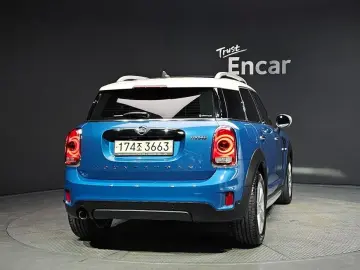 2020 Mini Countryman с пробегом 83 625 км