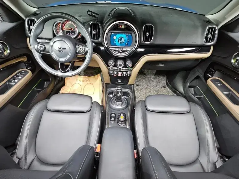 2020 Mini Countryman с пробегом 83 625 км