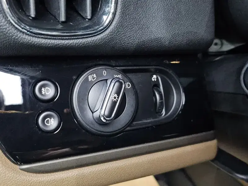 2020 Mini Countryman с пробегом 83 625 км
