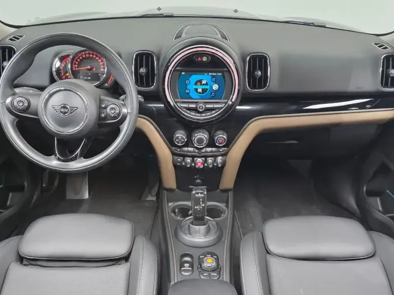 2020 Mini Countryman с пробегом 82 673 км