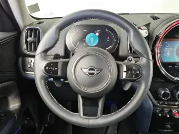 2022 Mini Countryman с пробегом 22 592 км