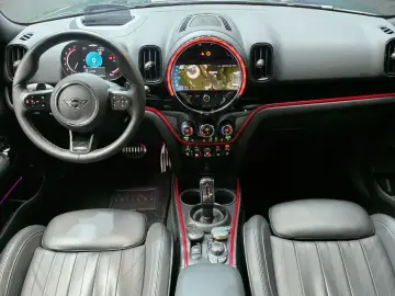 2023 Mini Countryman с пробегом 35 183 км