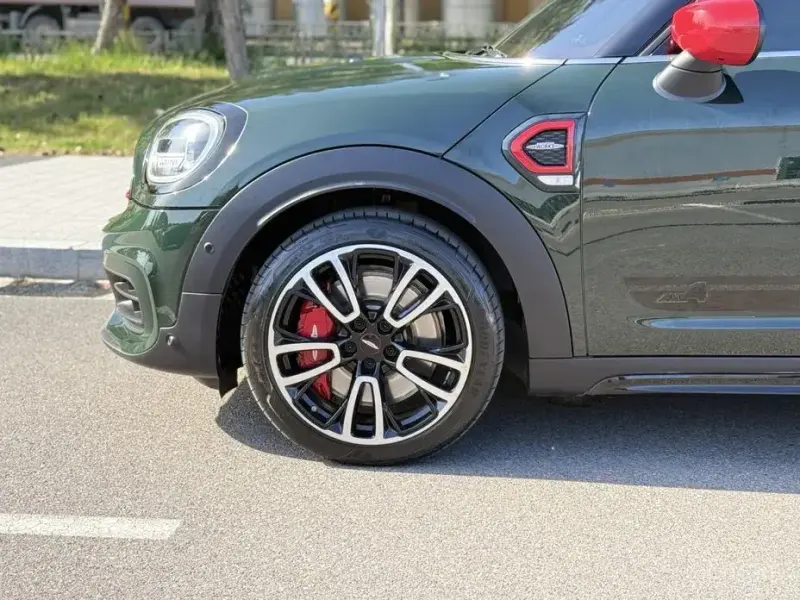 2023 Mini Countryman с пробегом 18 399 км