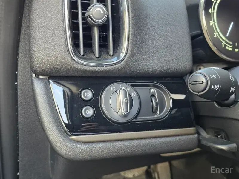 2023 Mini Countryman с пробегом 30 000 км