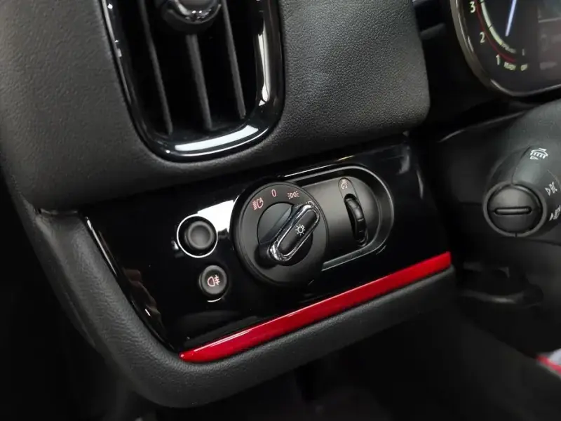 2023 Mini Countryman с пробегом 61 219 км