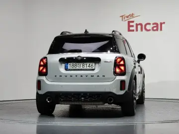 2021 Mini Countryman с пробегом 121 304 км