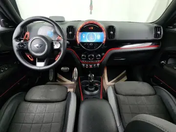 2021 Mini Countryman с пробегом 121 304 км
