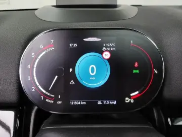 2021 Mini Countryman с пробегом 121 304 км
