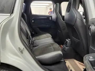 2021 Mini Countryman с пробегом 121 304 км