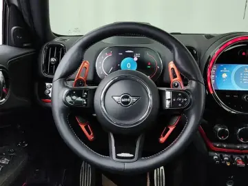 2021 Mini Countryman с пробегом 121 304 км