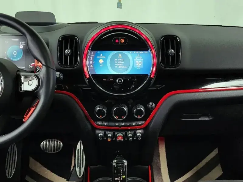 2021 Mini Countryman с пробегом 121 304 км