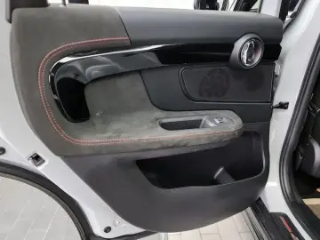 2021 Mini Countryman с пробегом 121 304 км