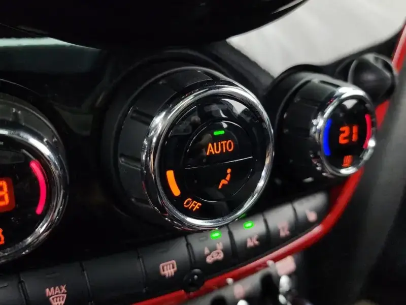 2021 Mini Countryman с пробегом 121 304 км