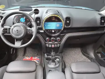 2024 Mini Countryman с пробегом 37 044 км