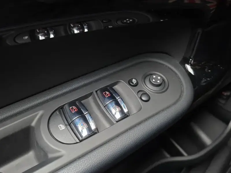 2024 Mini Countryman с пробегом 37 044 км