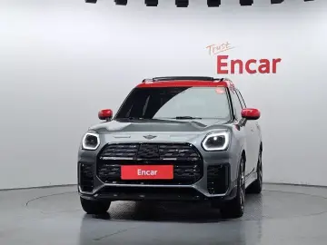 2025 Mini Countryman с пробегом 12 880 км