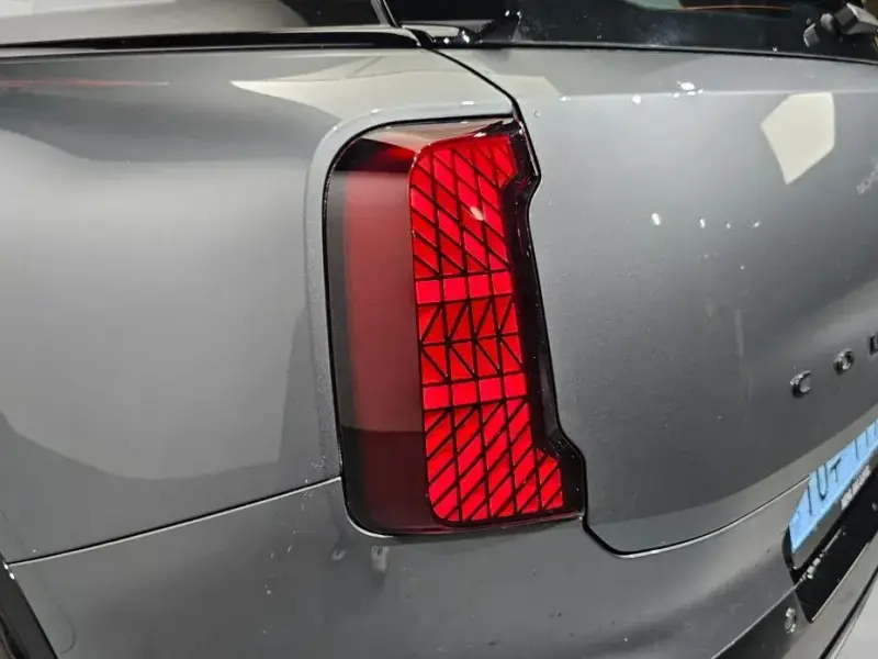 2025 Mini Countryman с пробегом 12 880 км