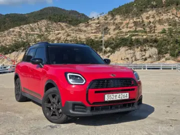 2024 Mini Countryman с пробегом 10 500 км