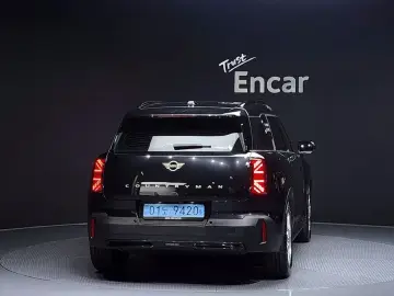 2025 Mini Countryman с пробегом 3 498 км