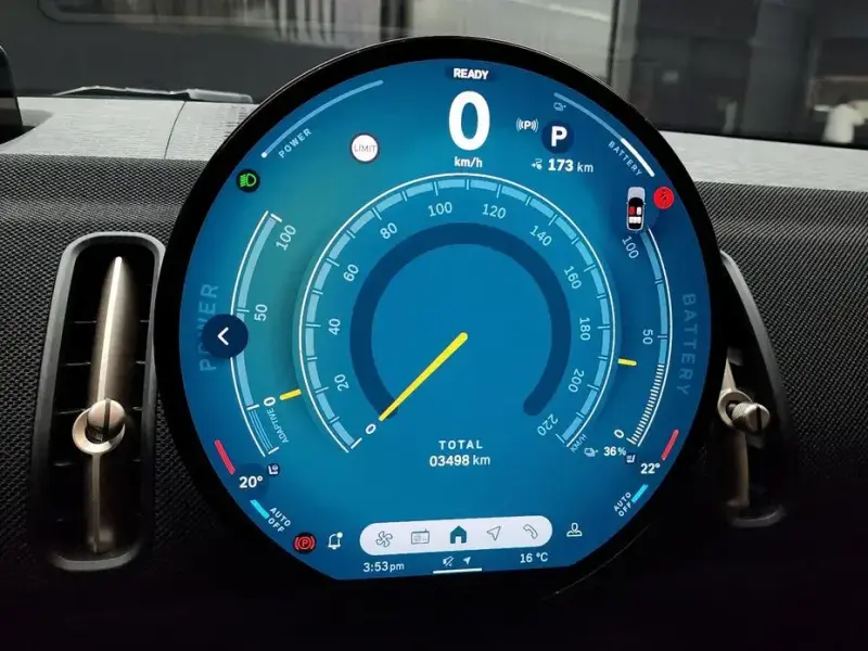 2025 Mini Countryman с пробегом 3 498 км
