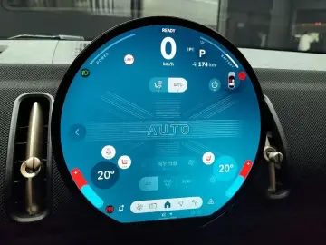 2025 Mini Countryman с пробегом 3 498 км