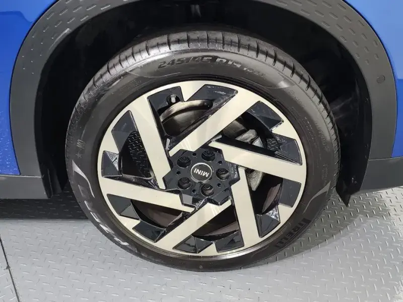 2024 Mini Countryman с пробегом 18 900 км