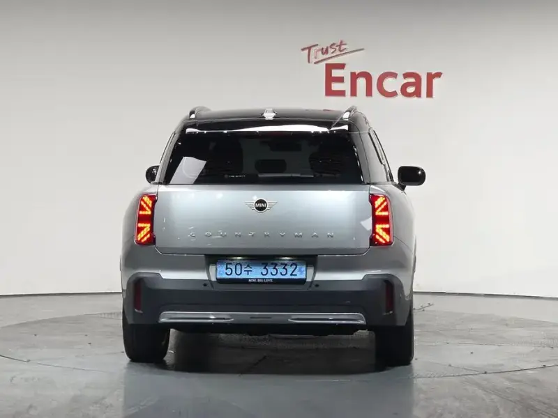 2025 Mini Countryman с пробегом 5 985 км
