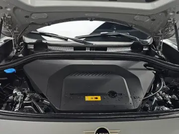 2025 Mini Countryman с пробегом 5 985 км
