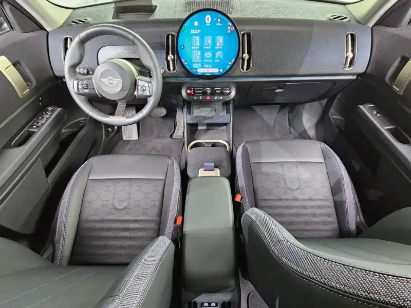 2024 Mini Countryman с пробегом 14 184 км