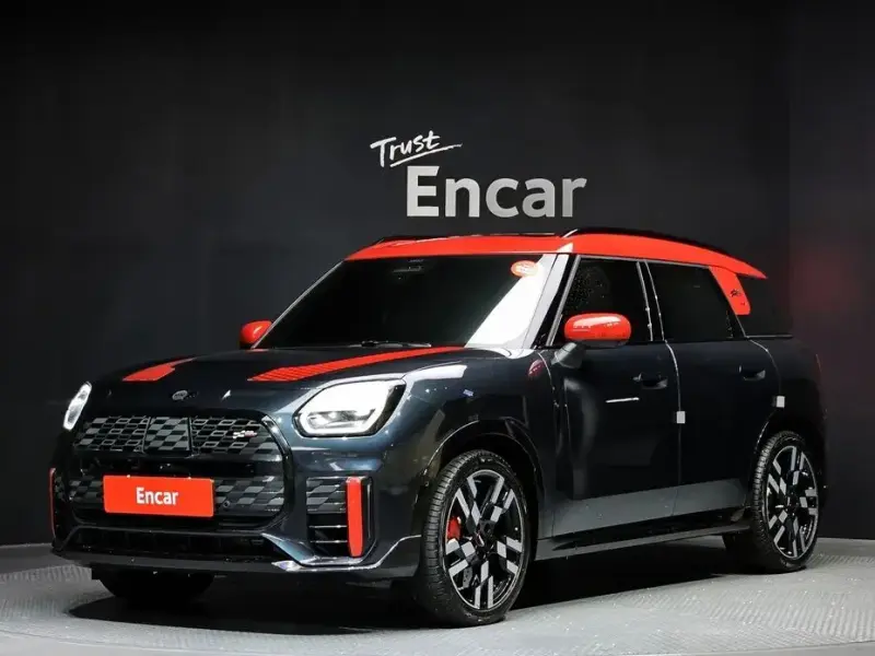 2025 Mini Countryman с пробегом 6 410 км