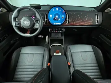 2025 Mini Countryman с пробегом 6 410 км
