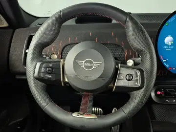 2025 Mini Countryman с пробегом 6 410 км