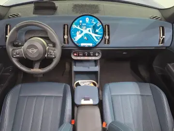 2025 Mini Countryman с пробегом 5 336 км