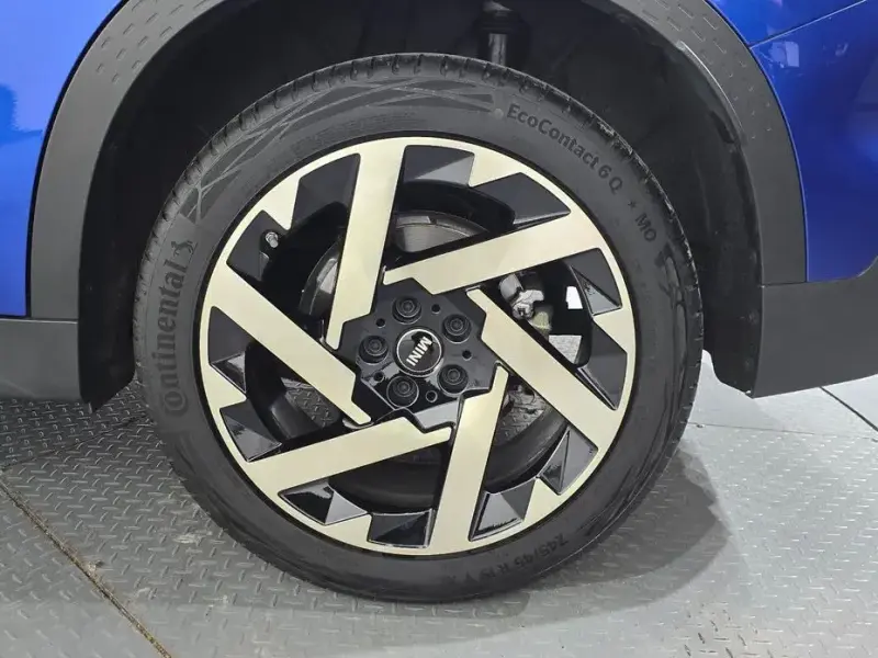 2025 Mini Countryman с пробегом 5 336 км