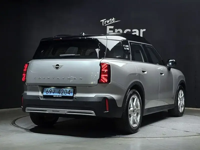 2025 Mini Countryman с пробегом 4 498 км