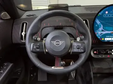 2024 Mini Countryman с пробегом 16 374 км