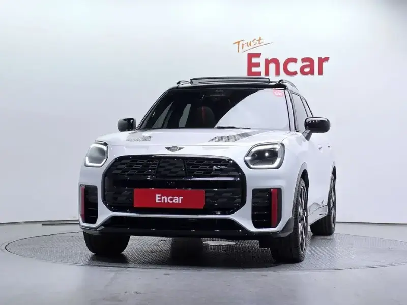2025 Mini Countryman с пробегом 2 402 км