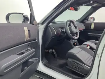 2025 Mini Countryman с пробегом 2 402 км