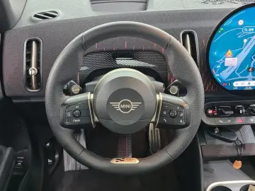 2025 Mini Countryman с пробегом 2 402 км