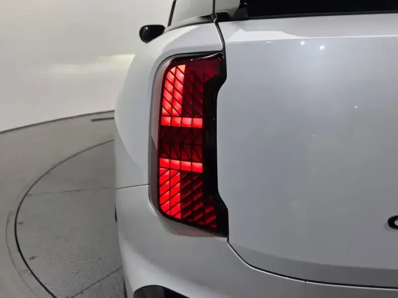 2025 Mini Countryman с пробегом 2 402 км