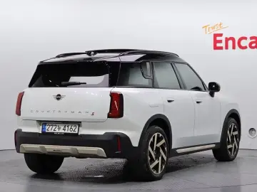 2024 Mini Countryman с пробегом 17 607 км
