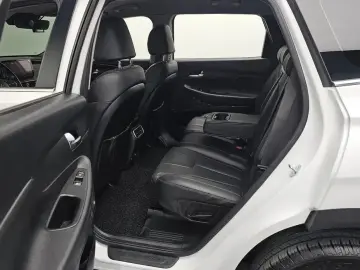 2022 Hyundai Santa Fe с пробегом 66 652 км