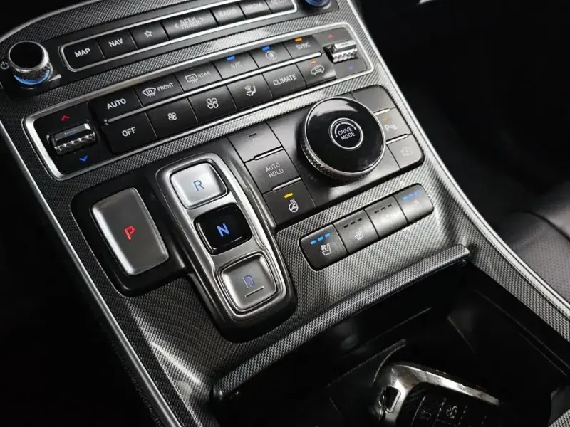 2022 Hyundai Santa Fe с пробегом 93 526 км