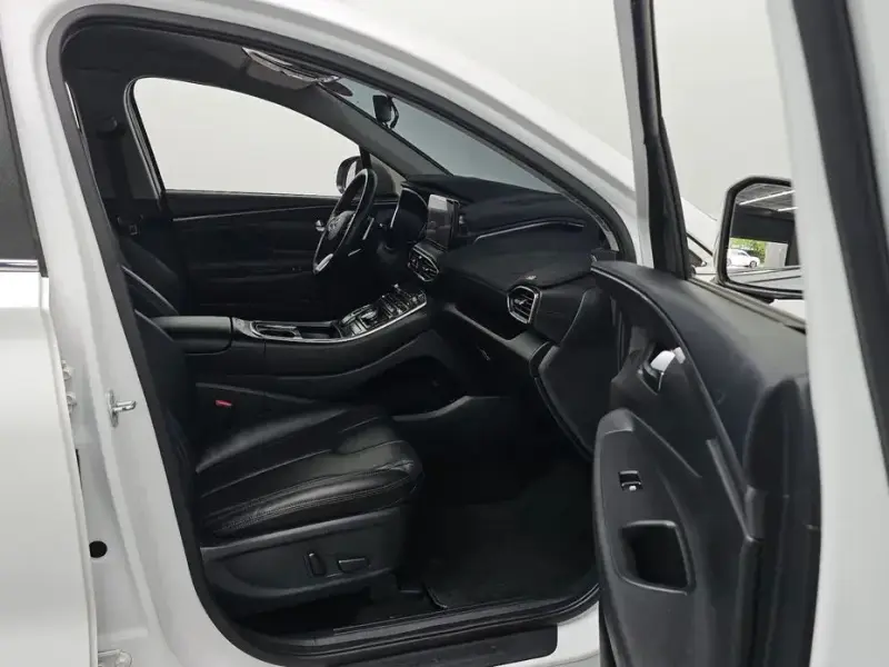 2022 Hyundai Santa Fe с пробегом 93 526 км